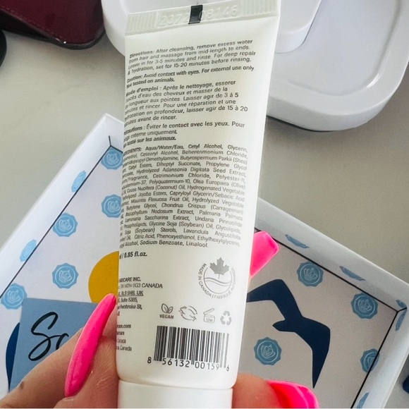 VOIR A Walk In The Sun Moisturizing Hair Masque - Picture 7 of 7